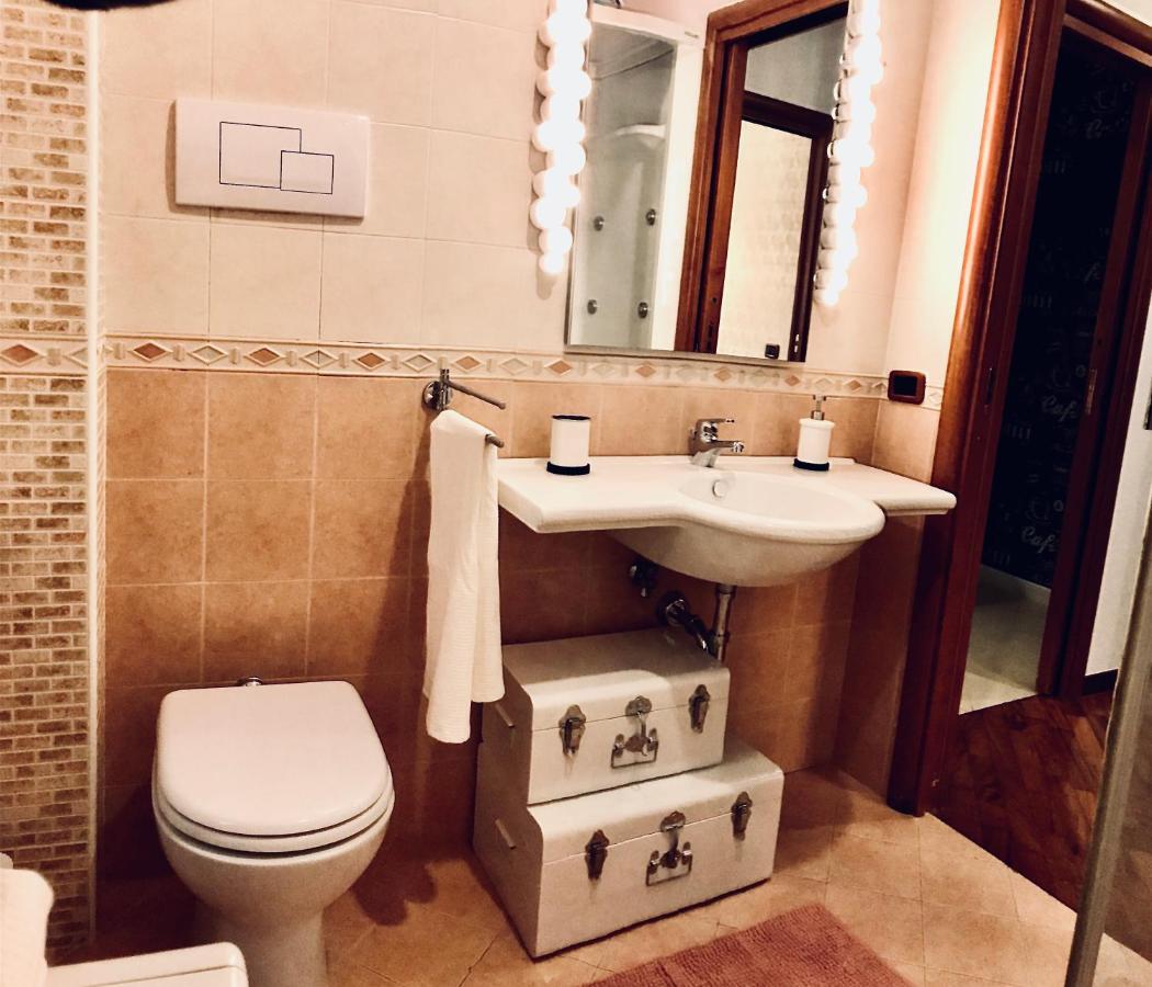 Salerno Historic Center Lovely Flat Экстерьер фото